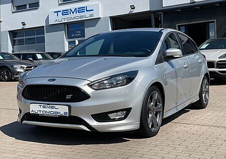 Ford Focus Lim. ST-Line*NAVI*BHZL*SHZ*PDC*BLUETOOTH*