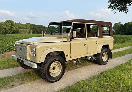 Land Rover Defender 110 Td5 HERITAGE Cabriolet , 180 BHP
