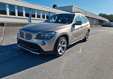BMW X1 sDrive18i AUTOMATIK