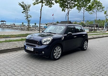 Mini Cooper S Countryman S Countryman BI-XENON*PANO*LEDER*PDC*SITZHEIZUNG