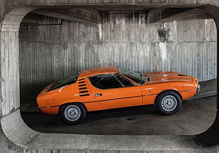 Alfa Romeo Montreal