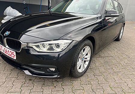 BMW 318d 318 Baureihe 3 Touring /Navi/PDC/Model 2018