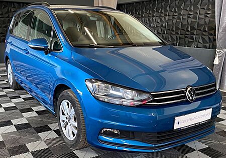 VW Touran Volkswagen Comfortline 1 Hand, Automatik, Navi, DAB