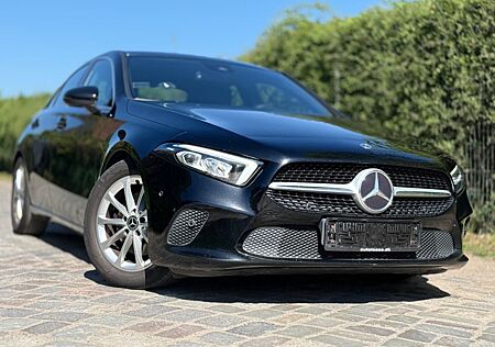 Mercedes-Benz A 220 A -Klasse Lim. d*LED*1ERH*ACC*