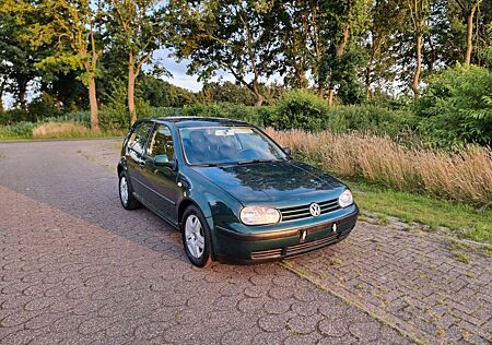 VW Golf Volkswagen 1.9 TDI Basis