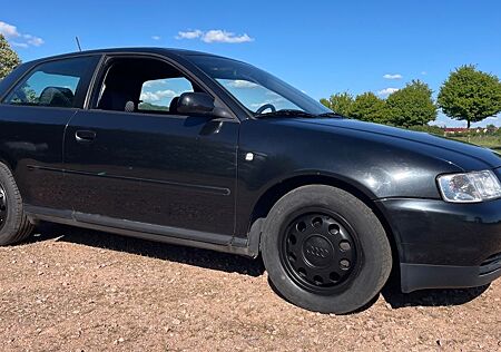 Audi A3 1.6 Ambiente Ambiente
