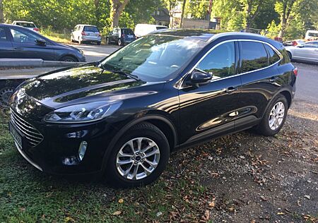 Ford Kuga 2.0 EcoBlue 140kW 4x4 Automatik Titanium