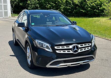 Mercedes-Benz GLA 200 * Urban Sport Edition *