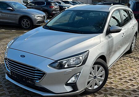 Ford Focus Turnier Titanium /LED/SHZ/AHK/NAVI