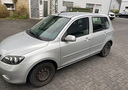 Mazda 2 1.4 -TÜV NEU