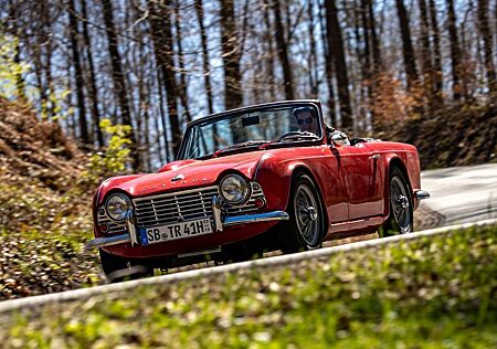 Triumph TR4