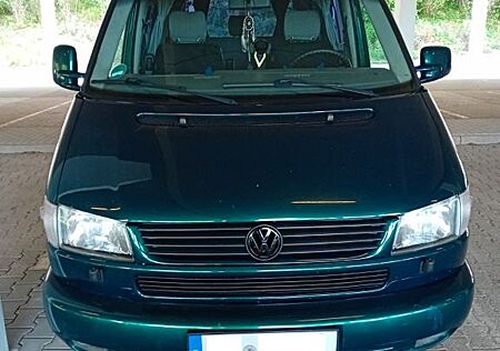 VW T4 Multivan Volkswagen 2,5 Liter 5 Zyl. 110 PS LPG