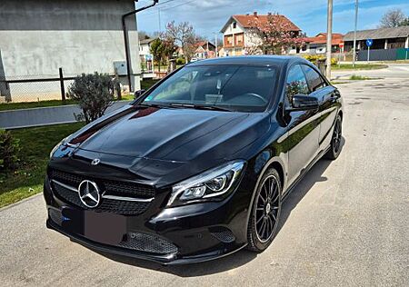 Mercedes-Benz CLA 200 d - AmG + Night paket