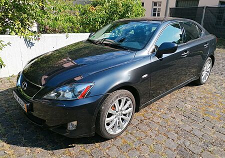 Lexus IS 220 d Luxury Line