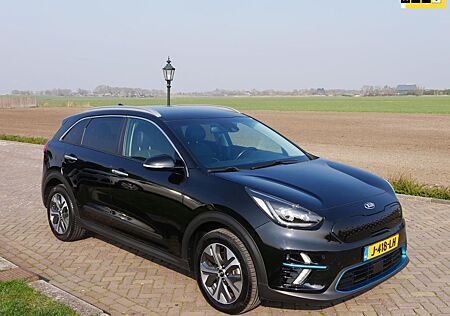 Kia Niro E- ExecutiveLine 64 kWh * 15999 NETTO *