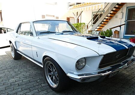 Ford Mustang V8 California Special J-Code 302