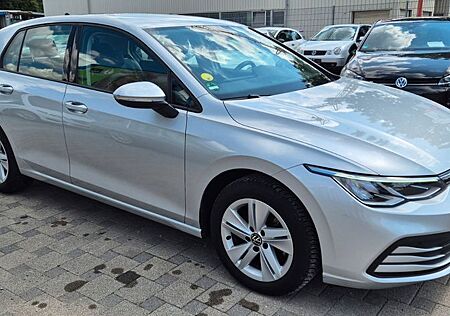 VW Golf Volkswagen VIII Lim. Life NAVI*1.HAND*KLIMA*EU6
