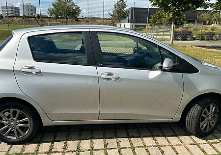 Toyota Yaris 1,33-l-Dual-VVT-i Edition-S