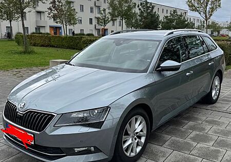 Skoda Superb 1.8 TSI DSG Style Combi Style
