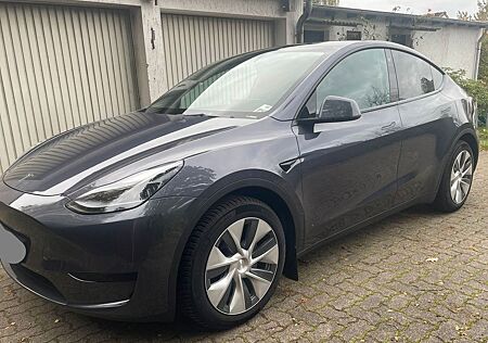 Tesla Model Y Hinterradantrieb RWD RWD