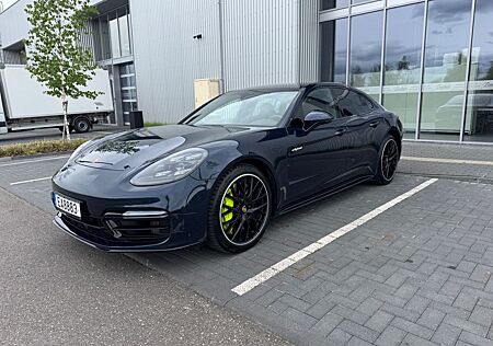 Porsche Panamera Turbo S E-Hybrid Turbo S