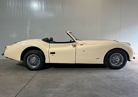 Jaguar XK Autotune Aristocat 150 Replika 4,2