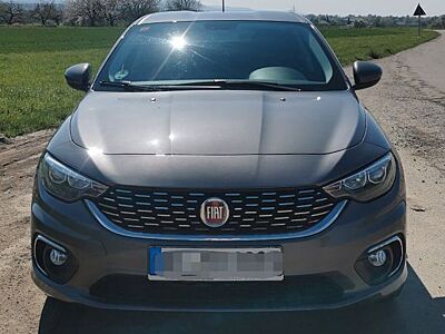 Fiat Tipo 1.4 T-Jet LOUNGE LOUNGE