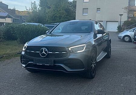 Mercedes-Benz GLC 300 GLC Coupé 300 de 4MATIC AMG-Line |