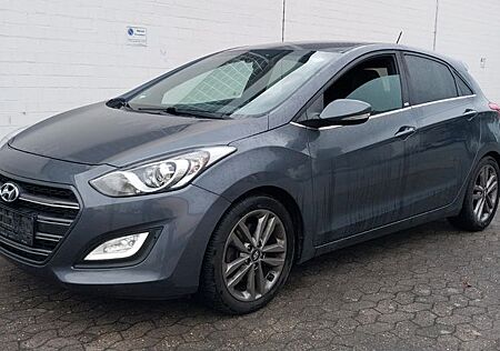 Hyundai i30 blue Passion /AUTOMATIK/EURO6/NAVI/KAMERA