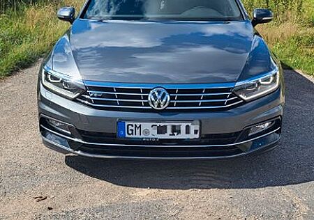 VW Passat Variant Volkswagen 2.0 TDI SCR 140kW DSG Highline