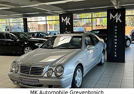 Mercedes-Benz CLK 320 AVANTGARDE/2 Hand/Scheckheft/Xenon/SHZ
