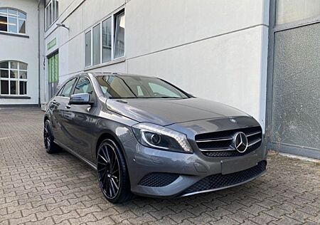 Mercedes-Benz A 180 -