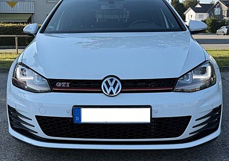 VW Golf Volkswagen 2.0 TSI DSG BMT GTI Performance GTI Per...