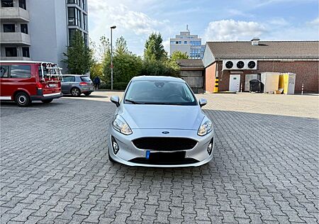 Ford Fiesta Cool & Connect SYNC Navi Klima PDC