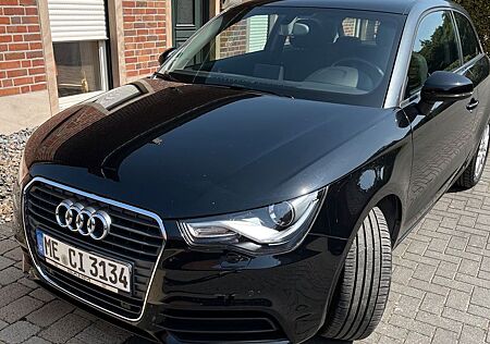 Audi A1 1.4 TFSI S tronic Attraction