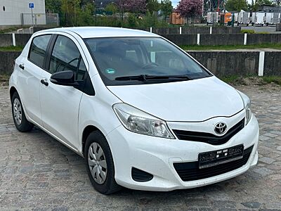 Toyota Yaris Basis HU 09.2026-EURO 5