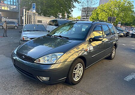 Ford Focus 1,6 Viva HU/AU NEU SERVICE NEU