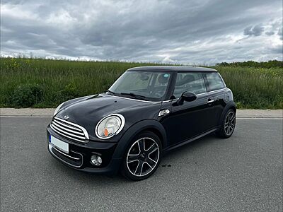 MINI Cooper - schwarz metallic - Pepper