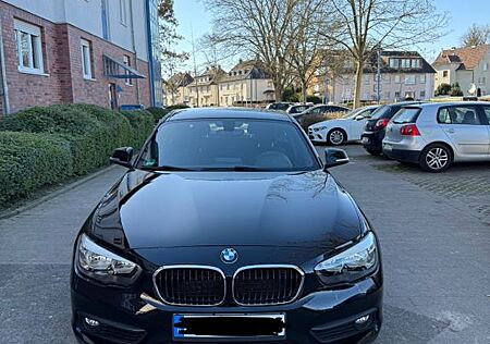 BMW 118i -