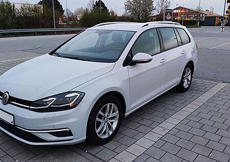 VW Golf Volkswagen 2.0 TDI DSG Comfortline Variant