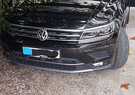 VW Tiguan Allspace Volkswagen 2.0 TSI OPF 140kW DSG 4MOTIO...