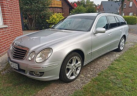 Mercedes-Benz E 320 CDI KOMBI - AVANTGARDE