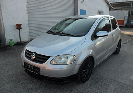 VW Fox Volkswagen Basis Klima Tüv Neu