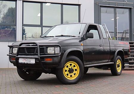 Nissan PickUp 4x4 2.4 2.Hand