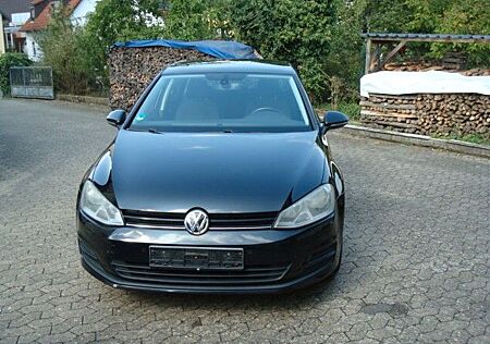 VW Golf Volkswagen VII Lim. Comfortline BMT