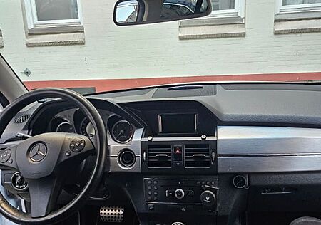 Mercedes-Benz GLK 320