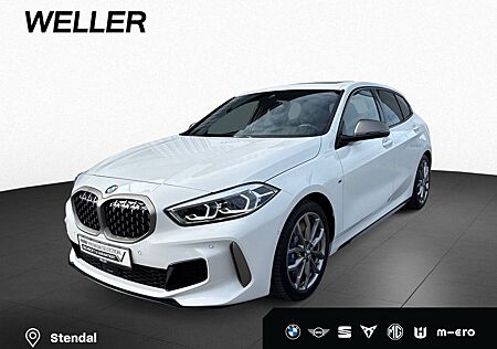 BMW M135i xDrive LiCPro HK KAM ACC Adpt.LED Pano MEM