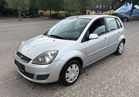 Ford Fiesta Style 1.3 Klima TÜV NEU *77.000 km*