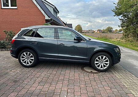 Audi Q5 2.0 TFSI S tronic quattro -