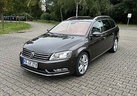 VW Passat Variant gebraucht kaufen VW Passat Variant Volkswagen 2.0 TDI DSG 4MOT Highline Vollaus